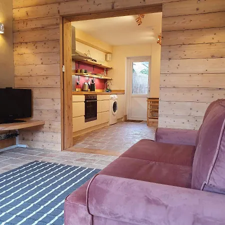 Apartment The Little Luckwell By Cliftonvalley *